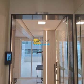 Apartamento em Praia Grande, bairro Caiçara