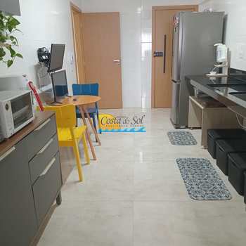 Apartamento em Praia Grande, bairro Caiçara