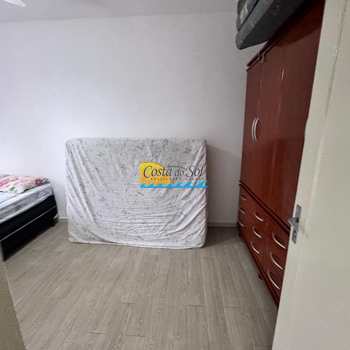 Apartamento em Praia Grande, bairro Guilhermina