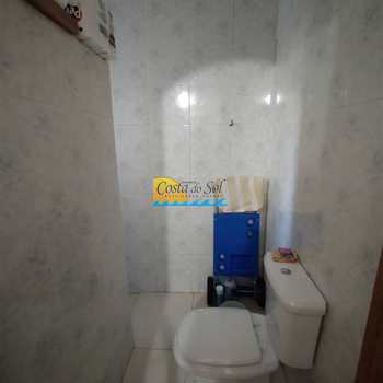 Casa em Praia Grande, bairro Caiçara