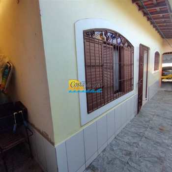 Casa em Praia Grande, bairro Caiçara