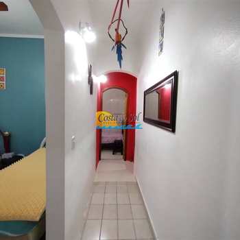 Casa em Praia Grande, bairro Caiçara