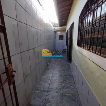 Casa em Praia Grande, bairro Caiçara