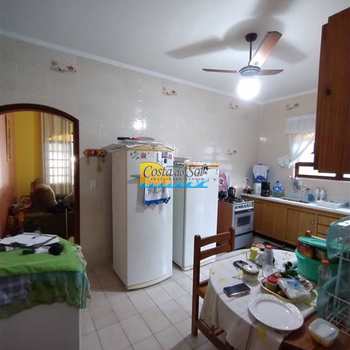 Casa em Praia Grande, bairro Caiçara