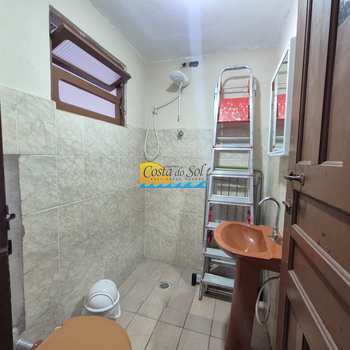 Casa em Praia Grande, bairro Mirim