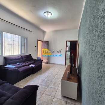 Casa em Praia Grande, bairro Mirim