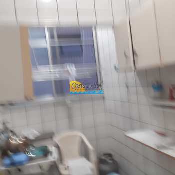Apartamento em Praia Grande, bairro Guilhermina