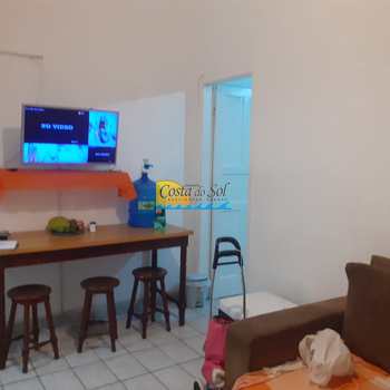 Apartamento em Praia Grande, bairro Guilhermina