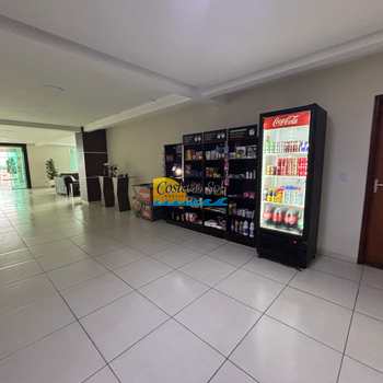 Apartamento em Praia Grande, bairro Guilhermina