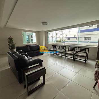 Apartamento em Praia Grande, bairro Guilhermina