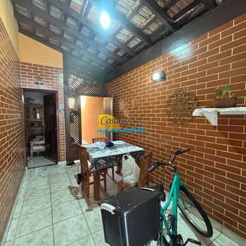 Casa em Praia Grande, bairro Guilhermina