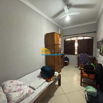 Casa em Praia Grande, bairro Guilhermina