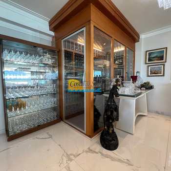 Apartamento em Praia Grande, bairro Canto do Forte