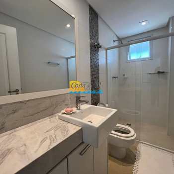 Apartamento em Praia Grande, bairro Canto do Forte