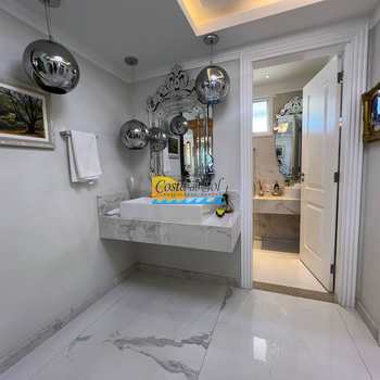 Apartamento em Praia Grande, bairro Canto do Forte