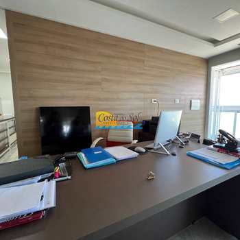 Apartamento em Praia Grande, bairro Canto do Forte