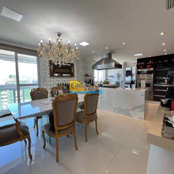 Apartamento em Praia Grande, bairro Canto do Forte