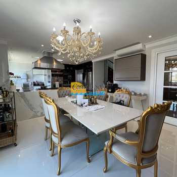 Apartamento em Praia Grande, bairro Canto do Forte