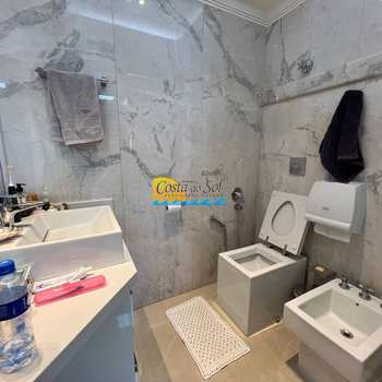 Apartamento em Praia Grande, bairro Canto do Forte