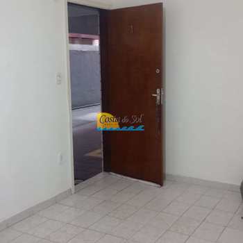Apartamento em Praia Grande, bairro Guilhermina