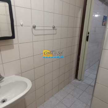 Apartamento em Praia Grande, bairro Guilhermina