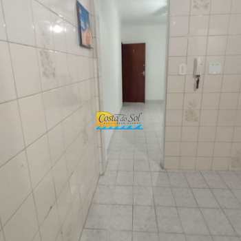 Apartamento em Praia Grande, bairro Guilhermina