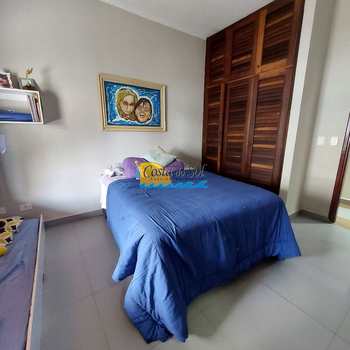 Casa em Praia Grande, bairro Flórida