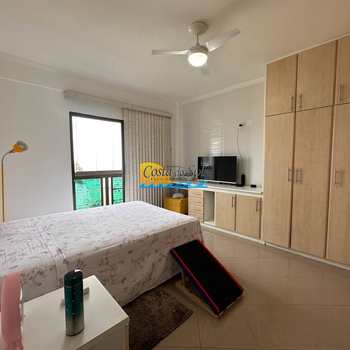 Apartamento em Praia Grande, bairro Canto do Forte