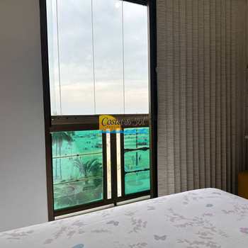 Apartamento em Praia Grande, bairro Canto do Forte