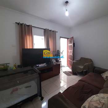 Casa em Praia Grande, bairro Mirim