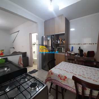 Casa em Praia Grande, bairro Mirim