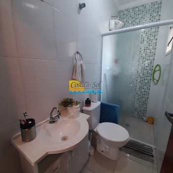 Casa em Praia Grande, bairro Mirim