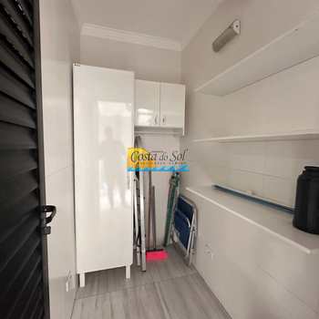 Cobertura em Praia Grande, bairro Guilhermina