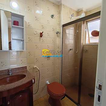 Apartamento em Praia Grande, bairro Guilhermina