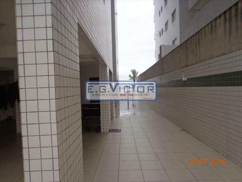 Apartamento, código 82201 em Mongaguá, bairro Centro