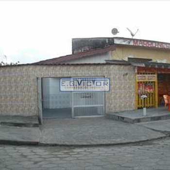 Casa em Mongaguá, bairro Vila Vera Cruz