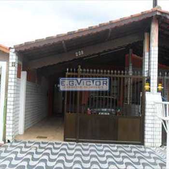 Casa em Praia Grande, bairro Solemar