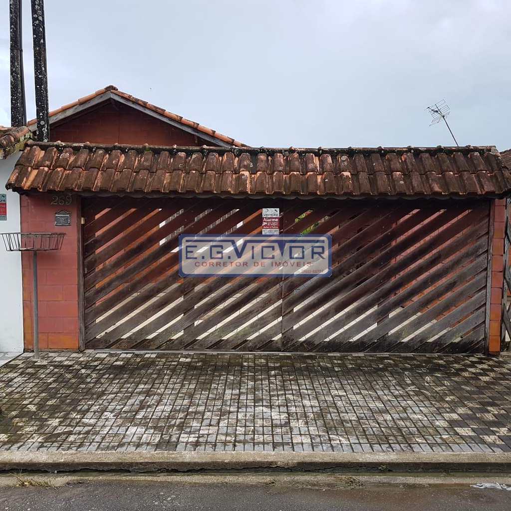 Casa em Mongaguá, no bairro Vila Nossa Senhora de Fátima