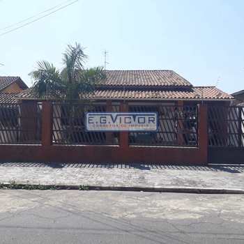 Casa em Praia Grande, bairro Solemar