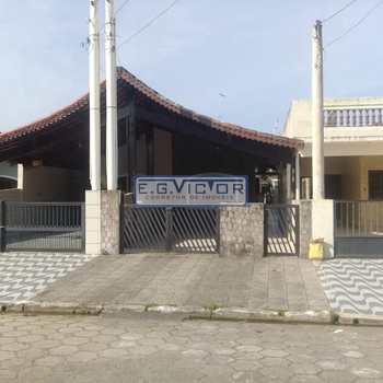 Casa em Praia Grande, bairro Real