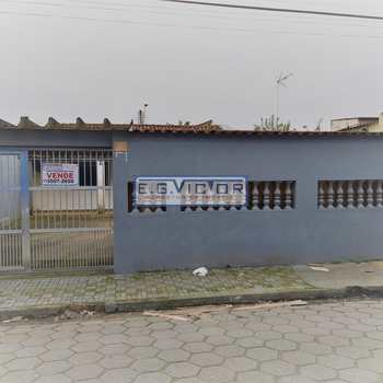 Casa em Mongaguá, bairro Vera Cruz