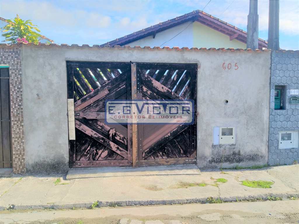 Casa em Mongaguá, no bairro Vila Oceanopolis