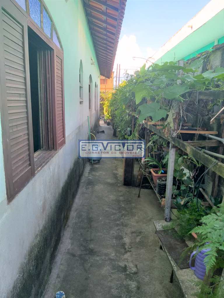 Casa em Mongaguá, no bairro Vila Oceanopolis