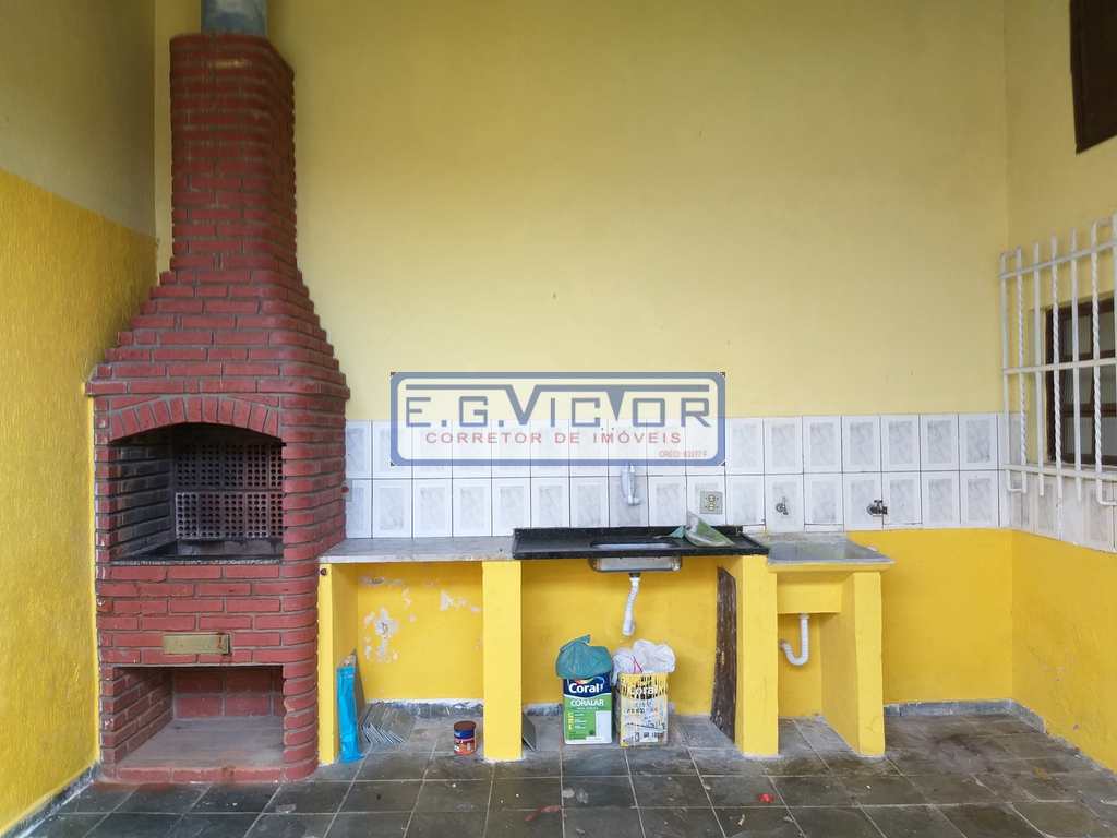 Casa em Mongaguá, no bairro Vila Seabra