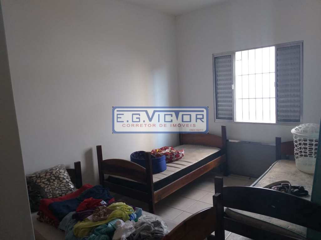 Sobrado em Mongaguá, no bairro Jardim Itapoan