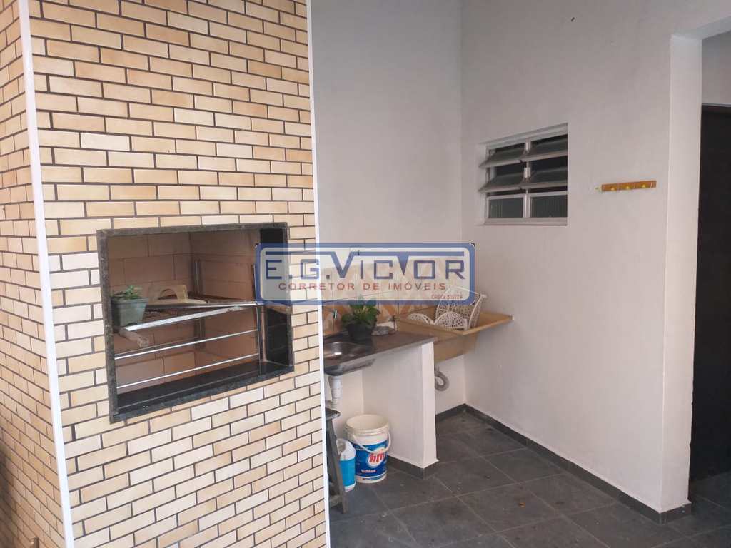 Sobrado em Mongaguá, no bairro Jardim Itapoan
