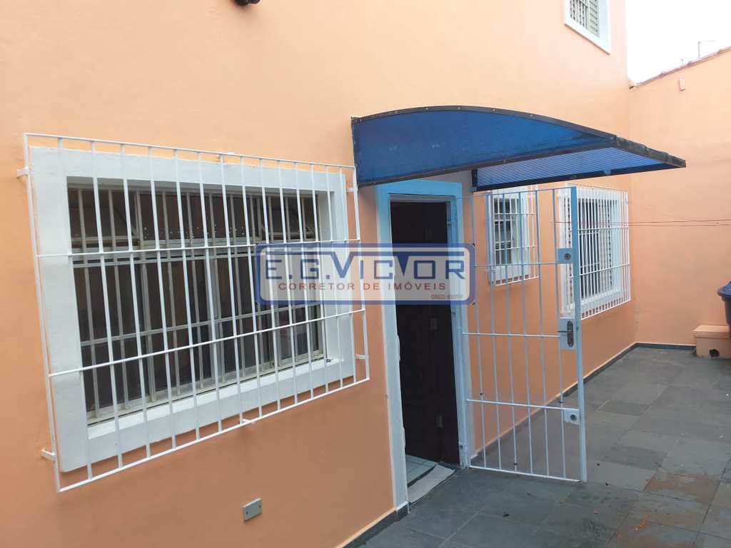 Sobrado em Mongaguá, no bairro Jardim Itapoan