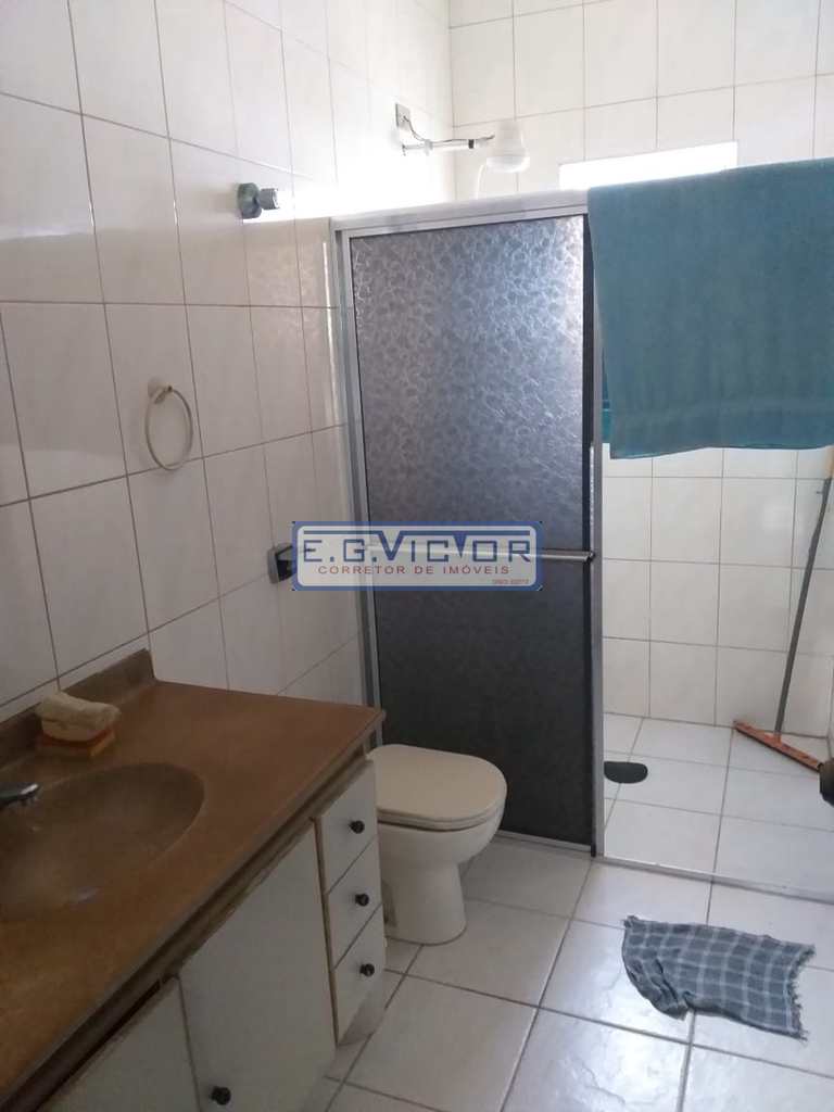 Sobrado em Mongaguá, no bairro Jardim Itapoan