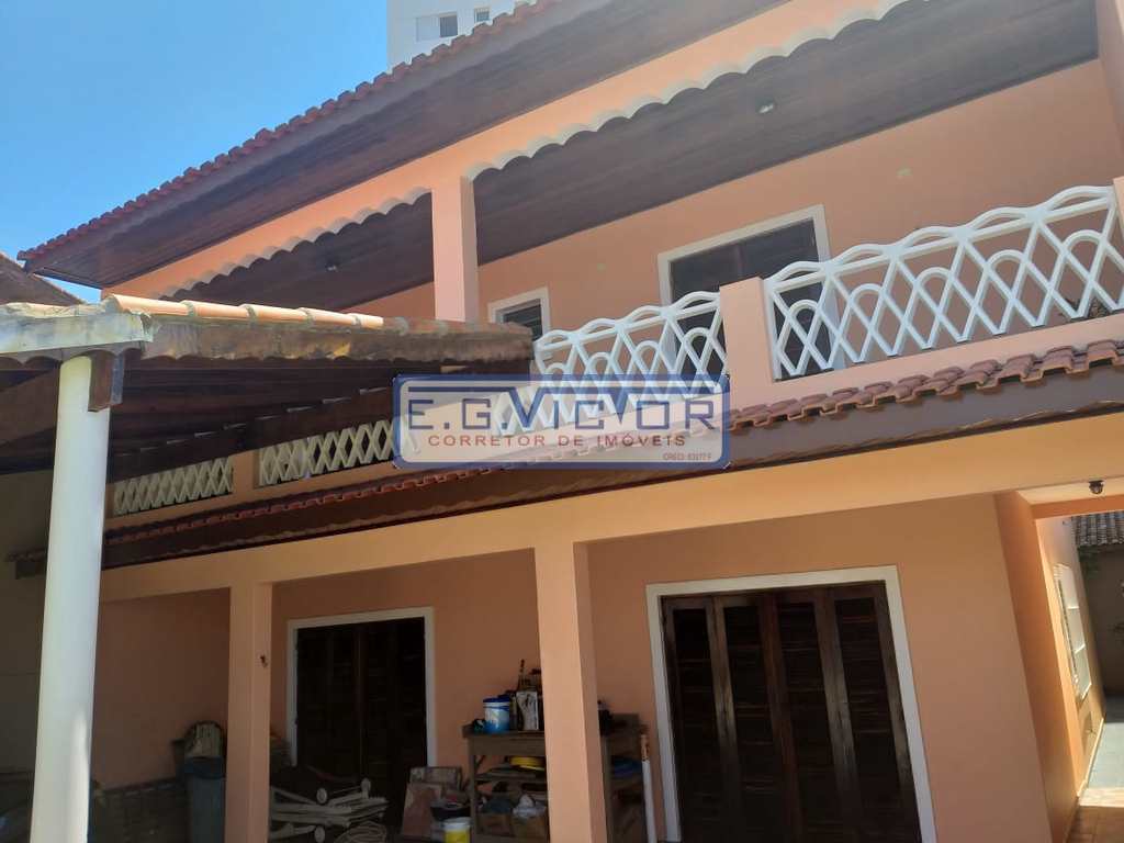 Sobrado em Mongaguá, no bairro Jardim Itapoan