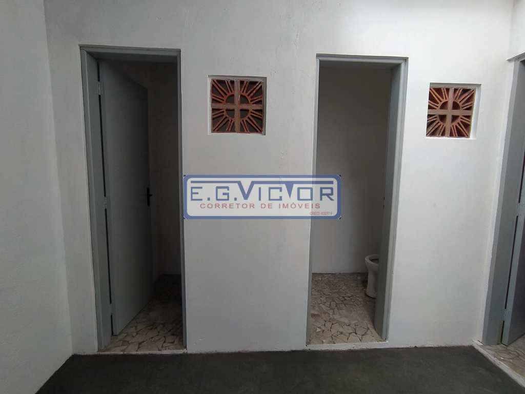 Sobrado Comercial em Mongaguá, no bairro Vera Cruz
